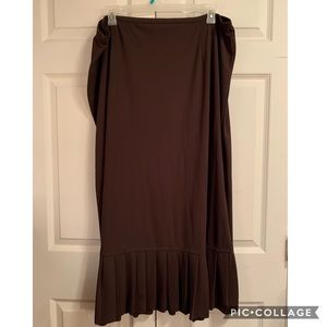 Cato skirt with pleated hem